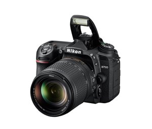 Цифр. фотокамера дзеркальна Nikon D7500 + 18-140VR 519098 фото