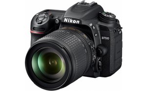 Цифр. фотокамера дзеркальна Nikon D7500 KIT AF-S DX 18-105 VR 519097 фото