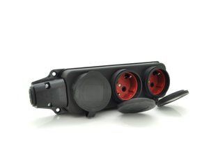 Колодка PiPo PP/SP-3133/3/44/16B, 16А, 220-240В, IP44, с заглушкой, с заземлением 3 гнезда, каучук, черный 1-011196 фото
