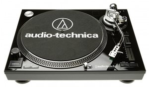 Вініловий програвач Audio-Technica AT-LP120USBC Black